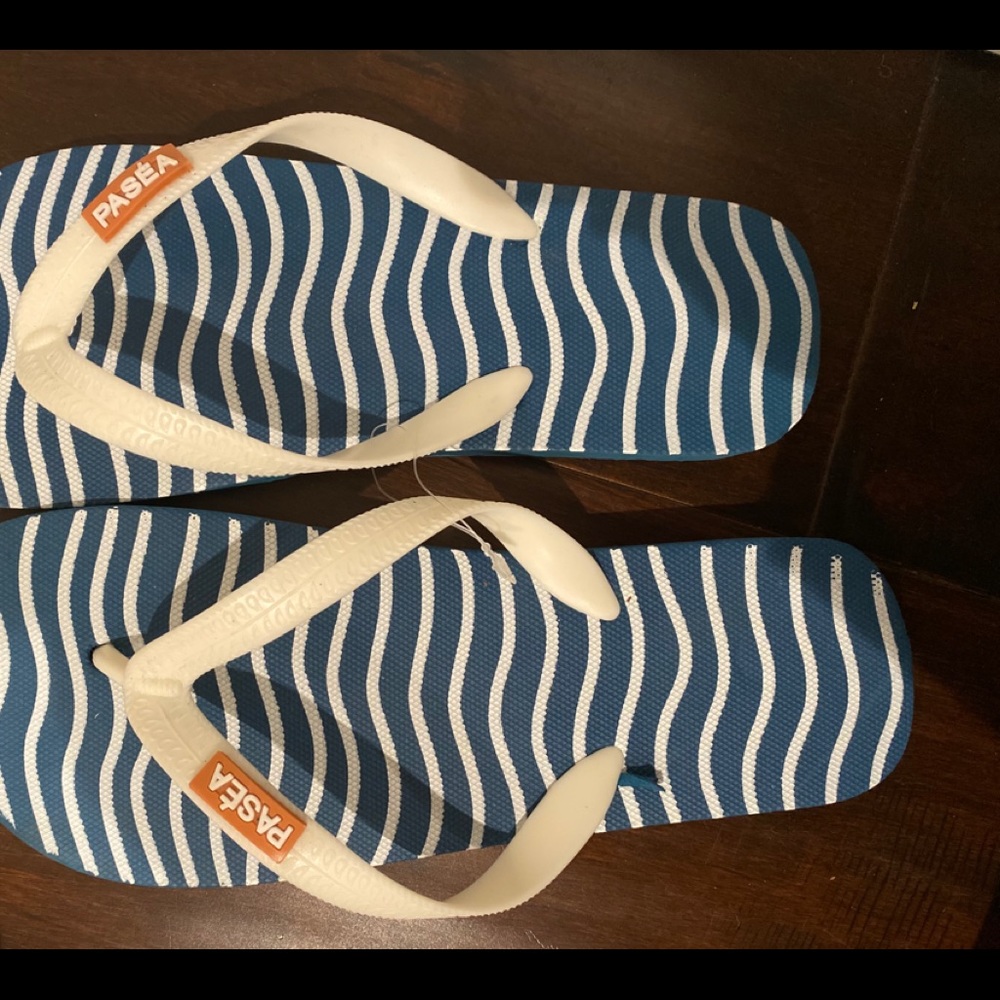 Flip flops